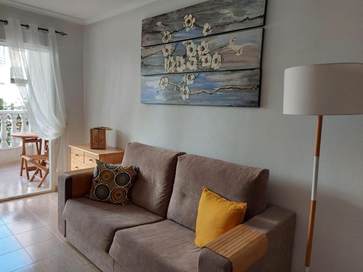 Linmarko Apartamento En Centro De Torrevieja Luaran gambar