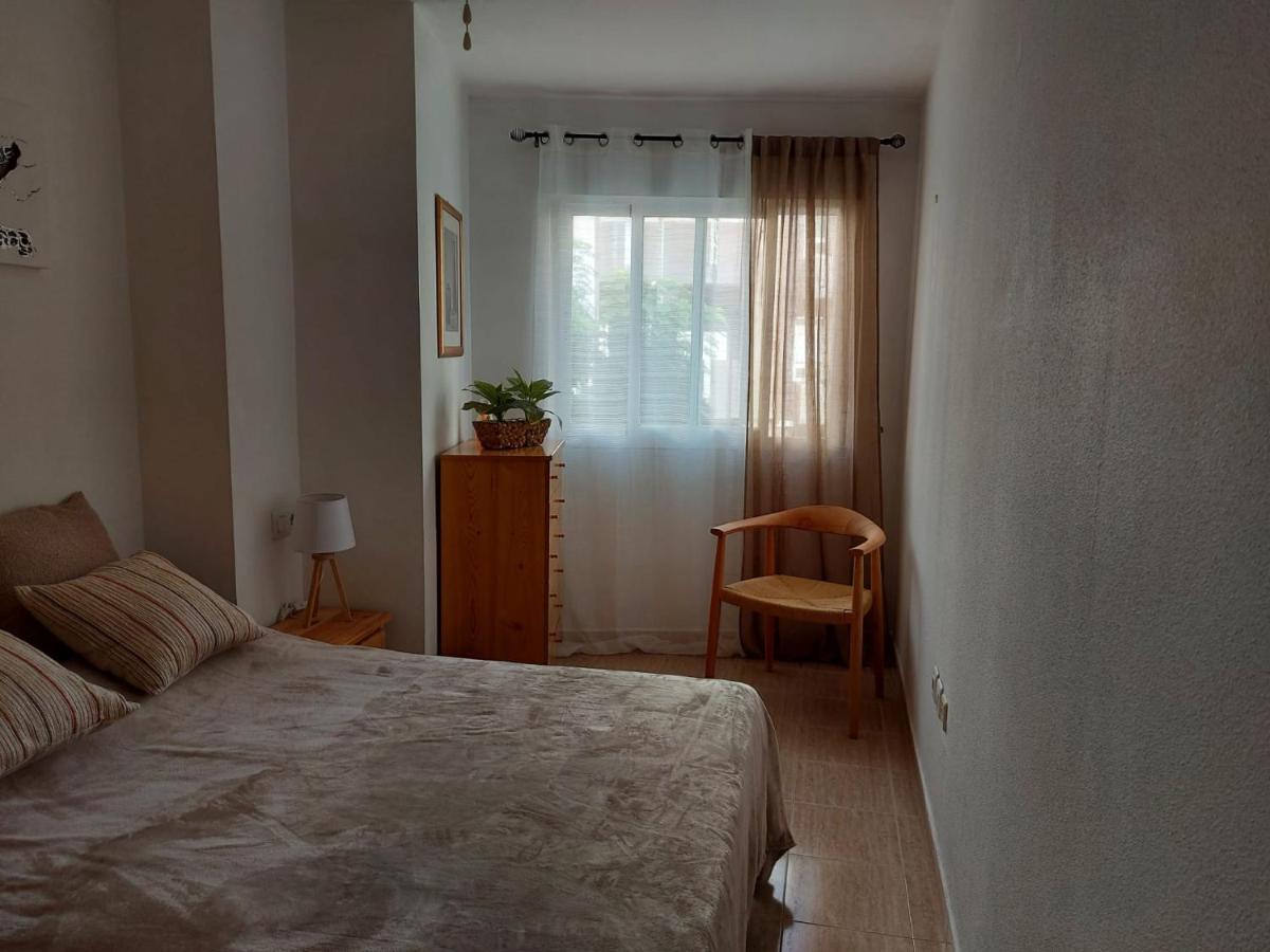 Linmarko Apartamento En Centro De Torrevieja Luaran gambar