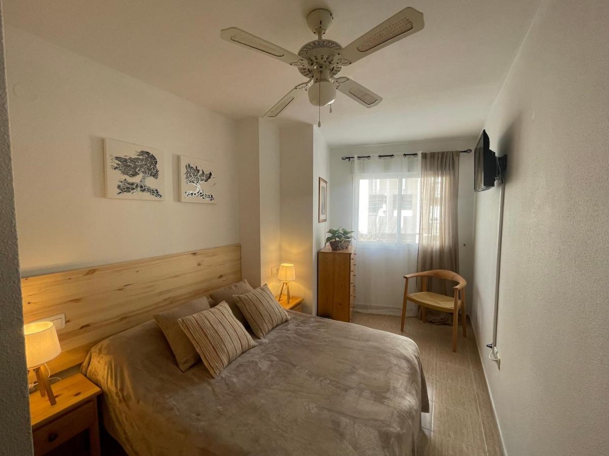 Linmarko Apartamento En Centro De Torrevieja Luaran gambar