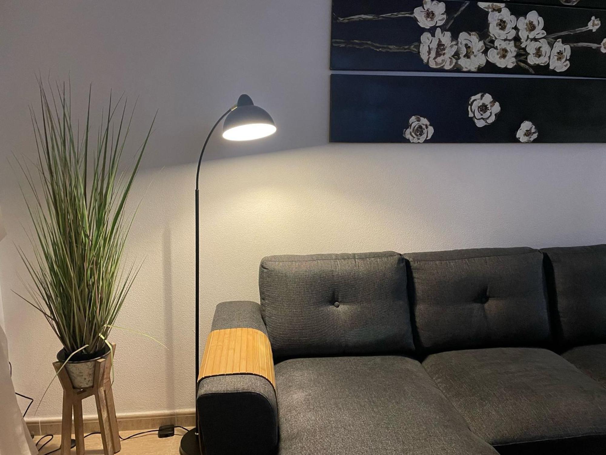 Linmarko Apartamento En Centro De Torrevieja Luaran gambar