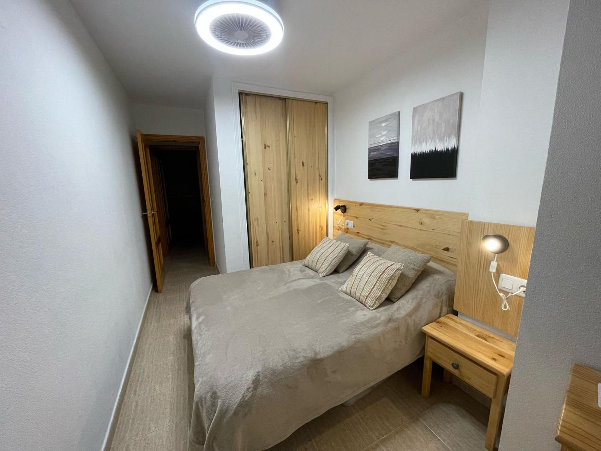 Linmarko Apartamento En Centro De Torrevieja Luaran gambar